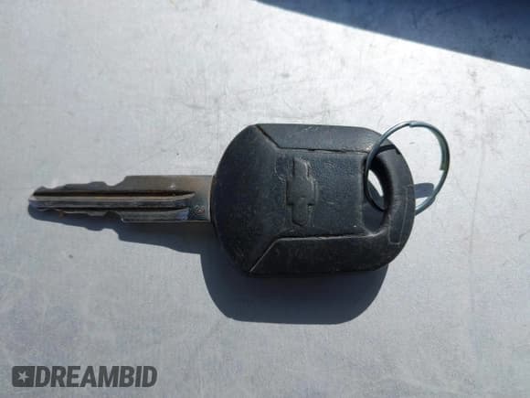 ✅ 2012 Chevrolet Captiva Sport LT • VIN: 3GNAL3E57CS613612 • Lot: 41851605. Wystawiony na IAAI z przebiegiem 288 773 mil. Bezpłatny archiwum sprzedaży aukcyjnych z USA i szczegółowy raport historii pojazdu na DreamBid. Zdjęcie 11.