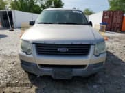 ✅ 2006 Ford Explorer XLS • VIN: 1FMEU72E86UB48373 • Lot: 55257105. Wystawiony na Copart z przebiegiem 247 077 mil. Bezpłatny archiwum sprzedaży aukcyjnych z USA i szczegółowy raport historii pojazdu na DreamBid. Zdjęcie 5.