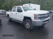 ✅ 2015 Chevrolet Silverado 2500HD LT • VIN: 1GC1KVEG3FF165208 • Lot: 42184899. Wystawiony na IAAI z przebiegiem 311 427 mil. Bezpłatny archiwum sprzedaży aukcyjnych z USA i szczegółowy raport historii pojazdu na DreamBid. Zdjęcie 1.