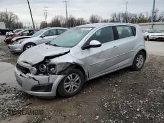 2013 Chevrolet Sonic LT с VIN 1G1JD6SB9D4252377, выставлен на аукционе Copart как лот 82039494 с пробегом 136 734 миль миль и Списание • Salvage title. История ставок и продаж доступна на DreamBid. Изображение 1.