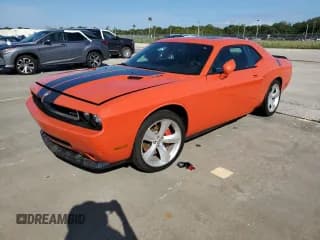 ✅ 2009 Dodge Challenger SRT-8 • VIN: 2B3LJ74W69H580575 • Lot: 74249184. Wystawiony na Copart z przebiegiem Nie podano. Bezpłatny archiwum sprzedaży aukcyjnych z USA i szczegółowy raport historii pojazdu na DreamBid. Zdjęcie 1.