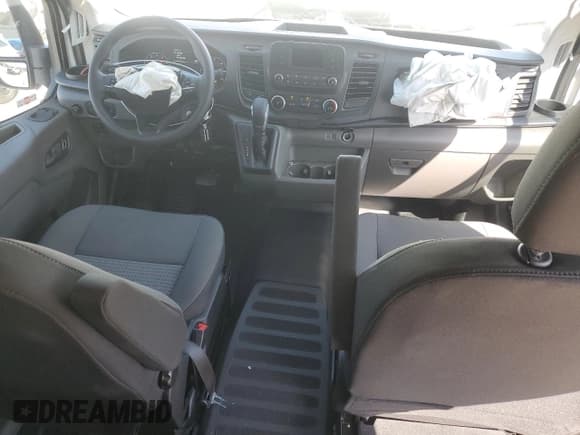 ✅ 2024 Ford Transit Passenger XL • VIN: 1FBAX2Y81RKB30610 • Lot: 48016165. Listed on Copart with 13,435 mi. Free auction sales archive from the USA and detailed vehicle history report at DreamBid. Image 8.