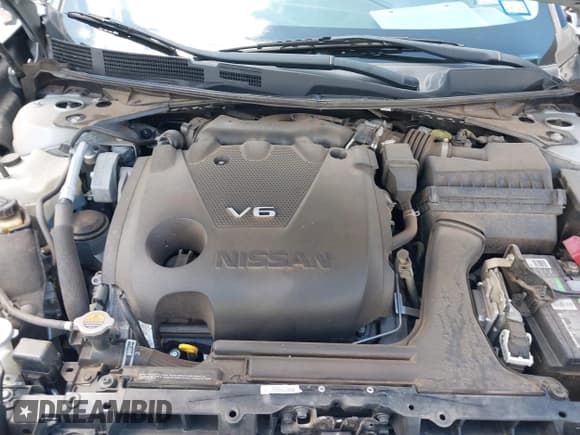 ✅ 2019 Nissan Maxima SL • VIN: 1N4AA6AV5KC374738 • Lot: 42442510. Wystawiony na IAAI z przebiegiem 104 456 mil. Bezpłatny archiwum sprzedaży aukcyjnych z USA i szczegółowy raport historii pojazdu na DreamBid. Zdjęcie 10.