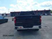 ✅ 2019 Chevrolet Silverado 1500 LT • VIN: 1GCPWCED9KZ164825 • Lot: 43743429. Wystawiony na IAAI z przebiegiem 87 529 mil. Bezpłatny archiwum sprzedaży aukcyjnych z USA i szczegółowy raport historii pojazdu na DreamBid. Zdjęcie 17.