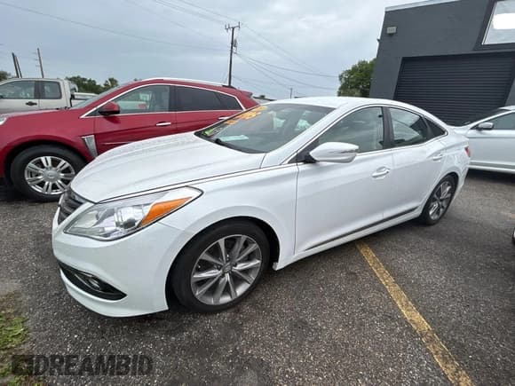 ✅ 2016 Hyundai Azera • VIN: KMHFG4JG4GA519447 • Лот: 56961515. Опубликован ранее на Copart с пробегом 48 483 миль. Бесплатный доступ к архиву аукционных продаж из США и подробный отчёт об истории автомобиля на DreamBid. Изображение 2.