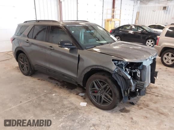 ✅ 2025 Ford Explorer ST • VIN: 1FMWK8GCXSGA03321 • Lot: 43095335. Listed on IAAI with 12,387 mi. Free auction sales archive from the USA and detailed vehicle history report at DreamBid. Image 1.