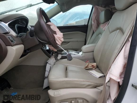 ✅ 2015 Cadillac SRX Luxury Collection • VIN: 3GYFNEE36FS557311 • Lot: 85869855. Listed on Copart with 68,700 mi. Free auction sales archive from the USA and detailed vehicle history report at DreamBid. Image 7.