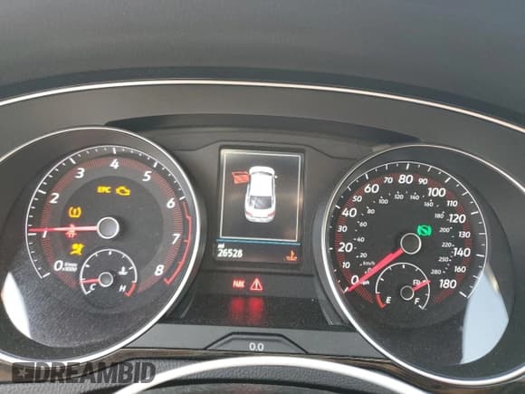 ✅ 2020 Volkswagen Arteon SE • VIN: WVWAR7AN4LE017064 • Лот: 50132854. Опубликован ранее на Copart с пробегом 26 528 миль. Бесплатный доступ к архиву аукционных продаж из США и подробный отчёт об истории автомобиля на DreamBid. Изображение 9.