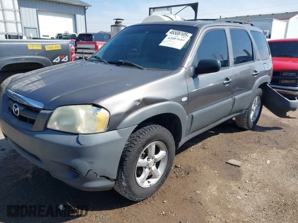 ✅ 2006 Mazda Tribute i • VIN: 4F2YZ02Z46KM34309 • Лот: 42007644. Опубликован ранее на IAAI с пробегом 237 475 миль. Бесплатный доступ к архиву аукционных продаж из США и подробный отчёт об истории автомобиля на DreamBid. Изображение 17.