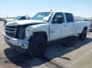 ✅ 2006 Chevrolet Silverado 2500HD LT3 • VIN: 1GCHK23D96F186182 • Лот: 42460326. Опубликован ранее на IAAI с пробегом 298 576 миль. Бесплатный доступ к архиву аукционных продаж из США и подробный отчёт об истории автомобиля на DreamBid. Изображение 2.