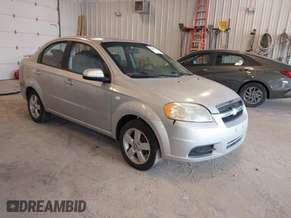 ✅ 2008 Chevrolet Aveo LS • VIN: KL1TD56618B064257 • Lot: 42299398. Wystawiony na IAAI z przebiegiem 158 877 mil. Bezpłatny archiwum sprzedaży aukcyjnych z USA i szczegółowy raport historii pojazdu na DreamBid. Zdjęcie 1.