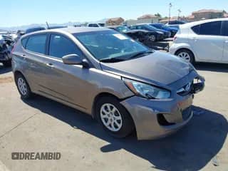 2013 Hyundai Accent GS с VIN KMHCT5AE7DU117306, выставлен на аукционе IAAI как лот 43347559 с пробегом 104 954 миль миль и . История ставок и продаж доступна на DreamBid. Изображение 1.