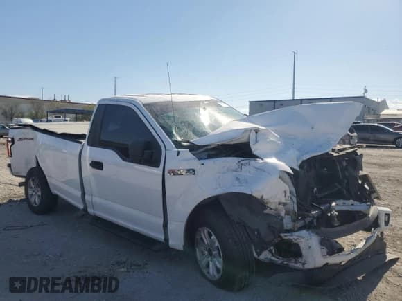 ✅ 2017 Ford F-150 XL • VIN: 1FTMF1CF1HKE37737 • Lot: 59239675. Listed on Copart with 62,515 mi. Free auction sales archive from the USA and detailed vehicle history report at DreamBid. Image 4.