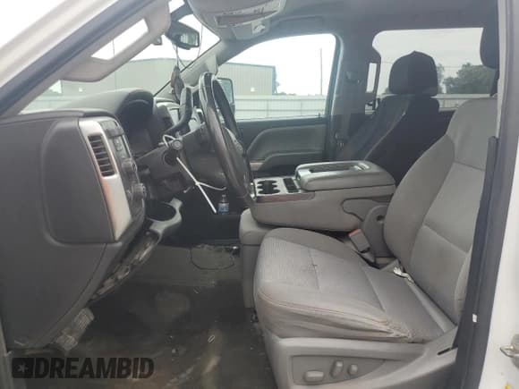 ✅ 2015 Chevrolet Silverado 2500HD LT • VIN: 1GC1KVE82FF592436 • Лот: 53346725. Опубликован ранее на Copart с пробегом 166 725 миль. Бесплатный доступ к архиву аукционных продаж из США и подробный отчёт об истории автомобиля на DreamBid. Изображение 7.