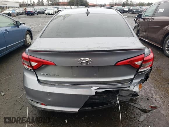 ✅ 2016 Hyundai Sonata SE • VIN: 5NPE24AF0GH320720 • Lot: 36372133. Listed on Copart with 66,487 mi. Free auction sales archive from the USA and detailed vehicle history report at DreamBid. Image 6.