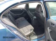 ✅ 2017 Volkswagen Jetta SEL • VIN: 3VWL17AJXHM304792 • Lot: 42688617. Wystawiony na IAAI z przebiegiem 98 916 mil. Bezpłatny archiwum sprzedaży aukcyjnych z USA i szczegółowy raport historii pojazdu na DreamBid. Zdjęcie 8.