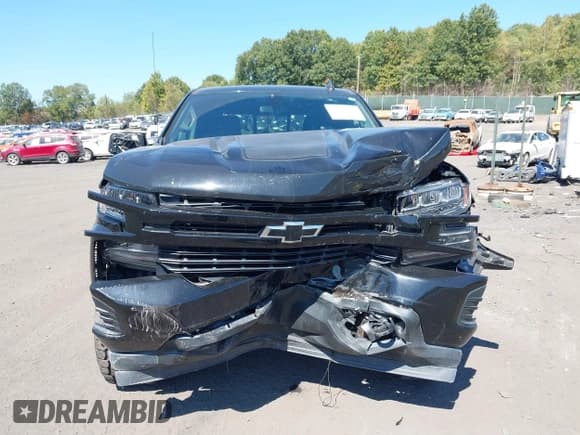 ✅ 2019 Chevrolet Silverado 1500 RST • VIN: 1GCRYEED0KZ365365 • Lot: 43261924. Wystawiony na IAAI z przebiegiem 70 192 mil. Bezpłatny archiwum sprzedaży aukcyjnych z USA i szczegółowy raport historii pojazdu na DreamBid. Zdjęcie 12.