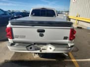 ✅ 2008 Dodge Dakota SLT • VIN: 1D7HW42N48S590906 • Лот: 87412455. Опубликован ранее на Copart с пробегом 148 988 миль. Бесплатный доступ к архиву аукционных продаж из США и подробный отчёт об истории автомобиля на DreamBid. Изображение 6.