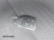 ✅ 2022 Chevrolet Silverado 1500 LT Trail Boss • VIN: 3GCUDFED6NG674256 • Lot: 43436478. Wystawiony na IAAI z przebiegiem 60 036 mil. Bezpłatny archiwum sprzedaży aukcyjnych z USA i szczegółowy raport historii pojazdu na DreamBid. Zdjęcie 11.