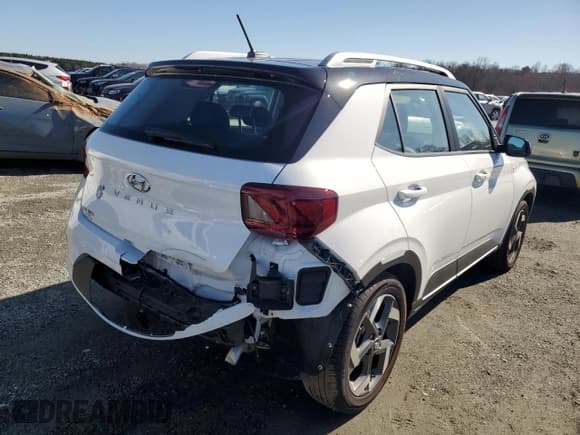 ✅ 2024 Hyundai Venue Limited • VIN: KMHRC8A3XRU328436 • Lot: 48491345. Listed on Copart with 4,271 mi. Free auction sales archive from the USA and detailed vehicle history report at DreamBid. Image 3.