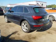 ✅ 2017 Audi Q5 Premium Plus • VIN: WA1M2AFP1HA084738 • Lot: 43142293. Wystawiony na IAAI z przebiegiem 82 664 mil. Bezpłatny archiwum sprzedaży aukcyjnych z USA i szczegółowy raport historii pojazdu na DreamBid. Zdjęcie 3.