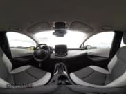 ✅ 2024 Toyota Corolla Hybrid LE • VIN: JTDBCMFE6R3067269 • Лот: 42902737. Опубликован ранее на IAAI с пробегом 13 179 миль. Бесплатный доступ к архиву аукционных продаж из США и подробный отчёт об истории автомобиля на DreamBid. Изображение 19.