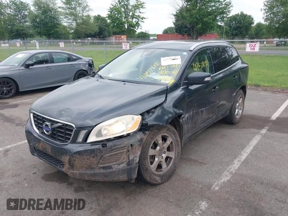 ✅ 2012 Volvo XC60 PZEV • VIN: YV4940DZ4C2303101 • Lot: 42578022. Wystawiony na IAAI z przebiegiem 190 402 mil. Bezpłatny archiwum sprzedaży aukcyjnych z USA i szczegółowy raport historii pojazdu na DreamBid. Zdjęcie 17.