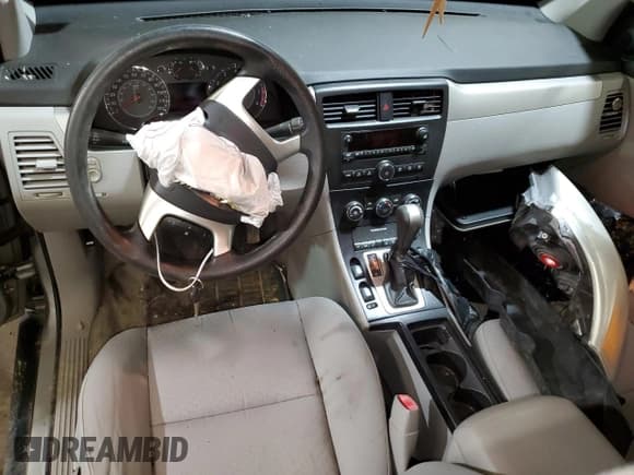 ✅ 2007 Suzuki XL7 • VIN: 2S3DA217376128516 • Lot: 47048445. Wystawiony na Copart z przebiegiem Nie podano. Bezpłatny archiwum sprzedaży aukcyjnych z USA i szczegółowy raport historii pojazdu na DreamBid. Zdjęcie 8.