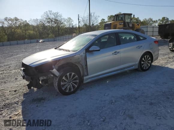 ✅ 2016 Hyundai Sonata Sport • VIN: 5NPE34AF9GH432946 • Лот: 46652813. Опубликован ранее на Copart с пробегом 86 497 миль. Бесплатный доступ к архиву аукционных продаж из США и подробный отчёт об истории автомобиля на DreamBid. Изображение 1.