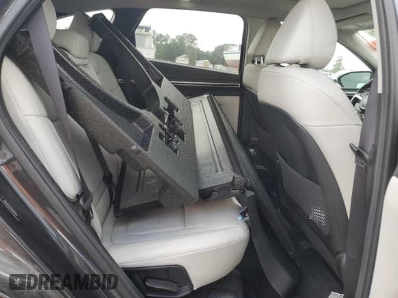 ✅ 2022 Hyundai Tucson Limited • VIN: 5NMJE3AE1NH029676 • Lot: 90490455. Wystawiony na Copart z przebiegiem 56 444 mil. Bezpłatny archiwum sprzedaży aukcyjnych z USA i szczegółowy raport historii pojazdu na DreamBid. Zdjęcie 11.