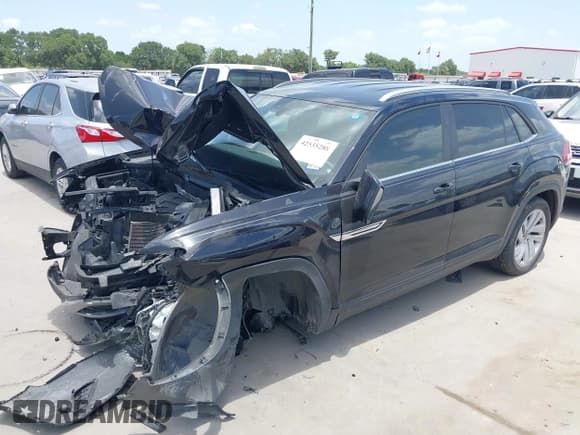 ✅ 2021 Volkswagen Atlas SE • VIN: 1V2WC2CAXMC221013 • Lot: 42535288. Wystawiony na IAAI z przebiegiem 56 922 mil. Bezpłatny archiwum sprzedaży aukcyjnych z USA i szczegółowy raport historii pojazdu na DreamBid. Zdjęcie 18.