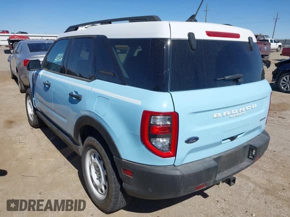 ✅ 2024 Ford Bronco Sport Heritage • VIN: 3FMCR9G61RRE55367 • Lot: 41681678. Listed on IAAI with 1,830 mi. Free auction sales archive from the USA and detailed vehicle history report at DreamBid. Image 3.