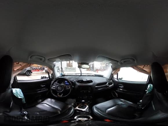 ✅ 2016 Jeep Renegade Limited • VIN: ZACCJBDT5GPD67846 • Lot: 42238110. Listed on IAAI with 135,095 mi. Free auction sales archive from the USA and detailed vehicle history report at DreamBid. Image 19.