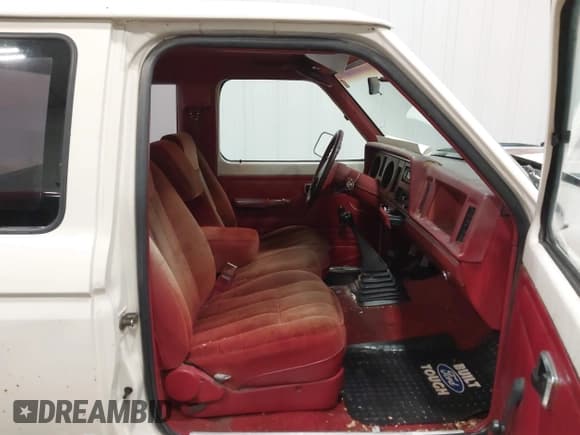 ✅ 1988 Ford Ranger • VIN: 1FTCR15TXJPB78342 • Lot: 41696081. Listed on IAAI with 14,333 mi. Free auction sales archive from the USA and detailed vehicle history report at DreamBid. Image 5.