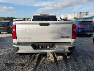 2020 Chevrolet Silverado 3500HD High Country с VIN 1GC4YVEY0LF292045, выставлен на аукционе Copart как лот 43163175 с пробегом 79 232 миль миль и Списание • Salvage title. История ставок и продаж доступна на DreamBid. Изображение 6.