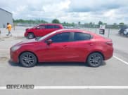 ✅ 2019 Toyota Yaris L • VIN: 3MYDLBYV2KY505634 • Lot: 42798270. Wystawiony na IAAI z przebiegiem 87 068 mil. Bezpłatny archiwum sprzedaży aukcyjnych z USA i szczegółowy raport historii pojazdu na DreamBid. Zdjęcie 14.