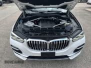 ✅ 2019 BMW X5 xDrive40i • VIN: 5UXCR6C56KLK99829 • Lot: 41902835. Listed on IAAI with 165,939 mi. Free auction sales archive from the USA and detailed vehicle history report at DreamBid. Image 10.