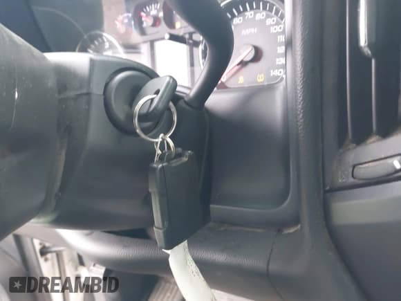 ✅ 2018 Chevrolet Silverado 2500HD Work Truck • VIN: 1GC1KUEG2JF200274 • Лот: 43630519. Опубликован ранее на IAAI с пробегом 159 618 миль. Бесплатный доступ к архиву аукционных продаж из США и подробный отчёт об истории автомобиля на DreamBid. Изображение 11.