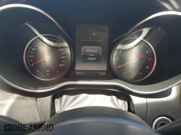 ✅ 2016 Mercedes-Benz C 300 • VIN: WDDWF4JB9GR146148 • Lot: 68096965. Listed on Copart with 79,899 mi. Free auction sales archive from the USA and detailed vehicle history report at DreamBid. Image 9.