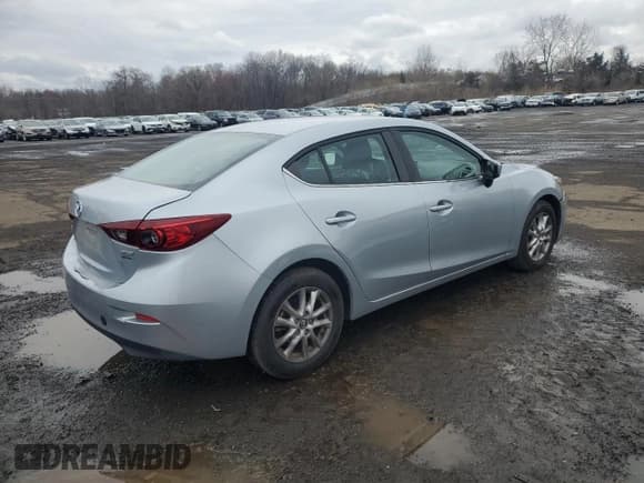 ✅ 2017 Mazda 3 Sport • VIN: 3MZBN1U75HM119823 • Lot: 52610235. Wystawiony na Copart z przebiegiem 77 034 mil. Bezpłatny archiwum sprzedaży aukcyjnych z USA i szczegółowy raport historii pojazdu na DreamBid. Zdjęcie 3.