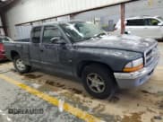 ✅ 1997 Dodge Dakota • VIN: 1B7GL23X6VS120925 • Lot: 81242474. Wystawiony na Copart z przebiegiem 190 295 mil. Bezpłatny archiwum sprzedaży aukcyjnych z USA i szczegółowy raport historii pojazdu na DreamBid. Zdjęcie 4.