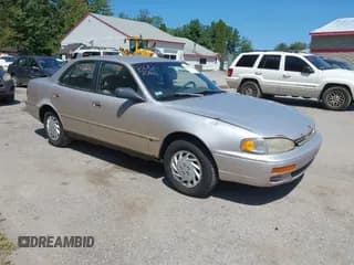 ✅ 1996 Toyota Camry DX • VIN: 4T1BG12K3TU772851 • Лот: 43007061. Опубликован ранее на IAAI с пробегом 243 241 миль. Бесплатный доступ к архиву аукционных продаж из США и подробный отчёт об истории автомобиля на DreamBid. Изображение 1.