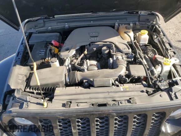 ✅ 2021 Jeep Gladiator Sport S • VIN: 1C6HJTAGXML512387 • Lot: 50200465. Wystawiony na Copart z przebiegiem 42 466 mil. Bezpłatny archiwum sprzedaży aukcyjnych z USA i szczegółowy raport historii pojazdu na DreamBid. Zdjęcie 12.