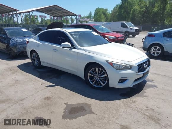✅ 2018 Infiniti Q50 Sport • VIN: JN1EV7AR0JM436521 • Lot: 42092477. Wystawiony na IAAI z przebiegiem 107 518 mil. Bezpłatny archiwum sprzedaży aukcyjnych z USA i szczegółowy raport historii pojazdu na DreamBid. Zdjęcie 1.