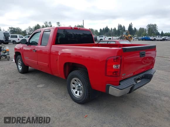 ✅ 2011 Chevrolet Silverado 1500 LS • VIN: 1GCRKREA6BZ115093 • Lot: 42650886. Wystawiony na IAAI z przebiegiem 147 934 mil mil. Skorzystaj z bezpłatnego archiwum sprzedaży aukcyjnych z USA i zobacz szczegółowy raport historii pojazdu na DreamBid. Zdjęcie 3.