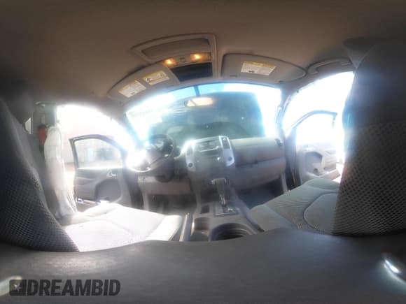 ✅ 2016 Nissan Frontier SV • VIN: 1N6AD0EV6GN740885 • Lot: 41645726. Wystawiony na IAAI z przebiegiem 104 291 mil. Bezpłatny archiwum sprzedaży aukcyjnych z USA i szczegółowy raport historii pojazdu na DreamBid. Zdjęcie 18.