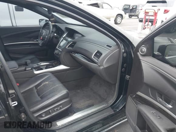 ✅ 2018 Acura RLX Technology • VIN: JH4KC1F55JC000549 • Lot: 42965480. Listed on IAAI with 82,973 mi. Free auction sales archive from the USA and detailed vehicle history report at DreamBid. Image 5.