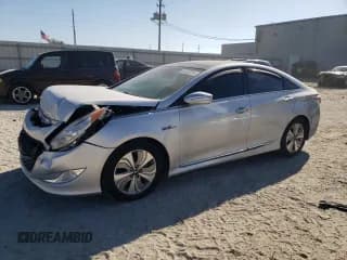 ✅ 2014 Hyundai Sonata Limited • VIN: KMHEC4A4XEA103770 • Lot: 85468874. Listed on Copart with 108,252 mi. Free auction sales archive from the USA and detailed vehicle history report at DreamBid. Image 1.
