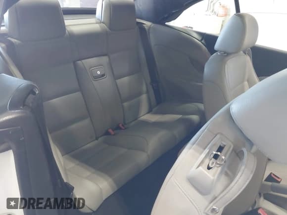 ✅ 2007 Volkswagen Eos 2.0T • VIN: WVWBA71F17V024791 • Лот: 43581489. Опубликован ранее на IAAI с пробегом 120 222 миль. Бесплатный доступ к архиву аукционных продаж из США и подробный отчёт об истории автомобиля на DreamBid. Изображение 8.