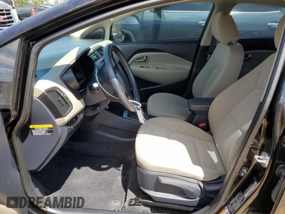 ✅ 2015 Kia Rio EX • VIN: KNADN5A39F6457613 • Лот: 52762885. Опубликован ранее на Copart с пробегом 50 648 миль. Бесплатный доступ к архиву аукционных продаж из США и подробный отчёт об истории автомобиля на DreamBid. Изображение 7.